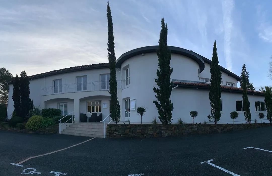 Les Criquets Hôtel Restaurant Spa-1