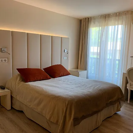 Les Criquets Hôtel Restaurant Spa-3